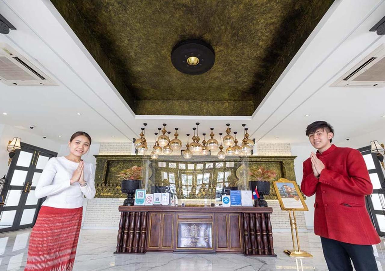 Le Thatluang D'Or Boutique Hotel Vientiane Bagian luar foto