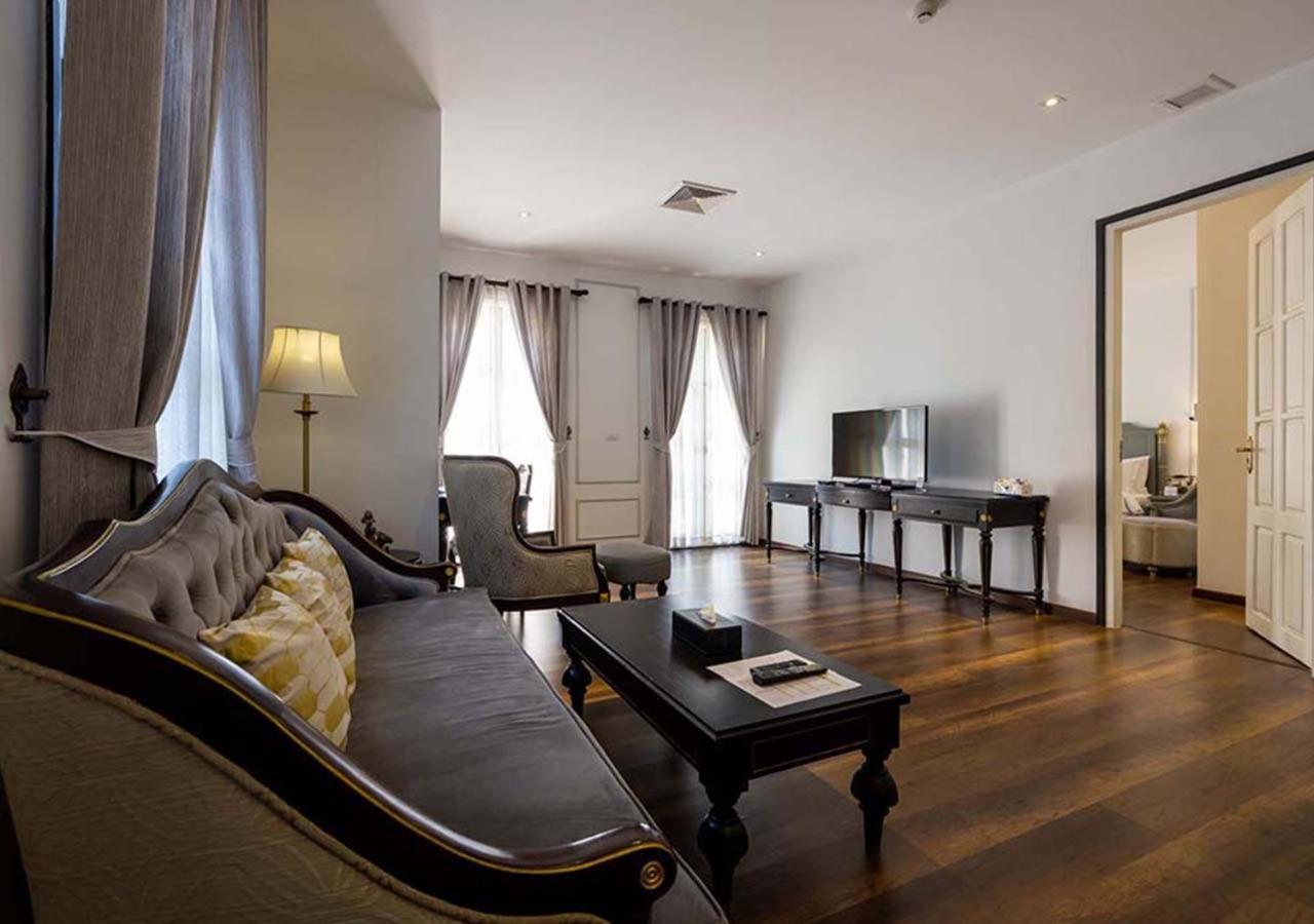 Le Thatluang D'Or Boutique Hotel Vientiane Bagian luar foto