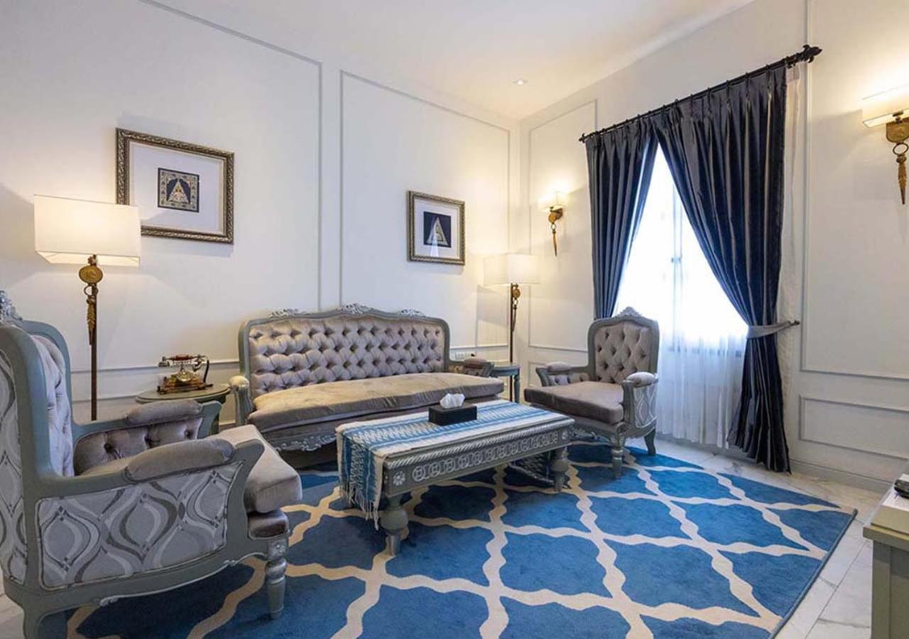 Le Thatluang D'Or Boutique Hotel Vientiane Bagian luar foto
