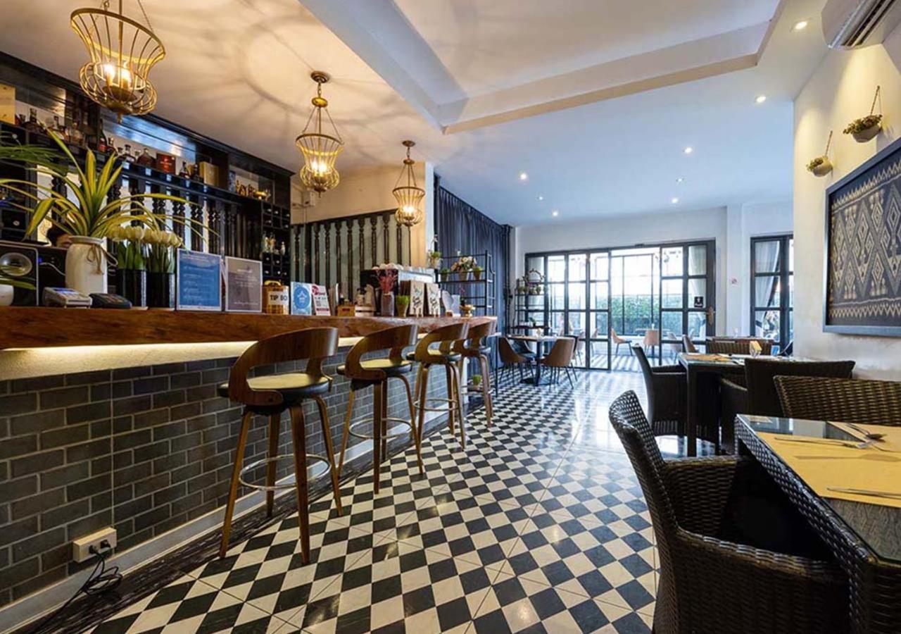 Le Thatluang D'Or Boutique Hotel Vientiane Bagian luar foto