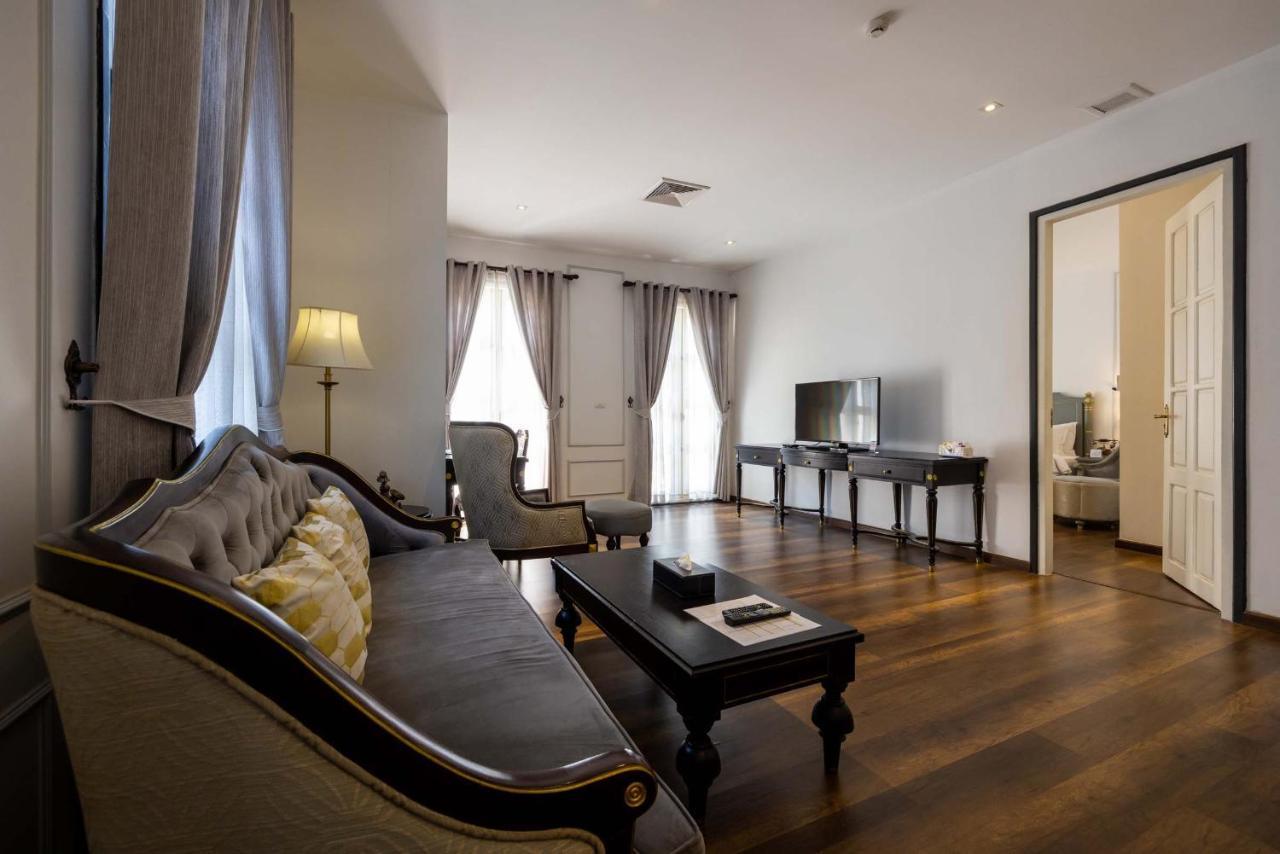 Le Thatluang D'Or Boutique Hotel Vientiane Bagian luar foto